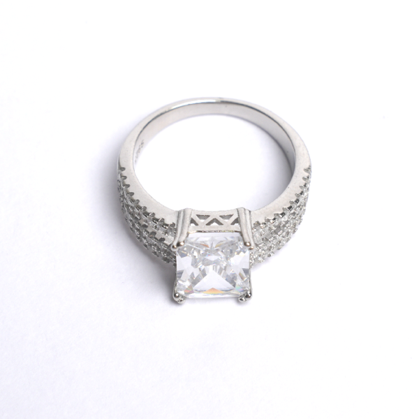 Radiant Square Ring - Image 2