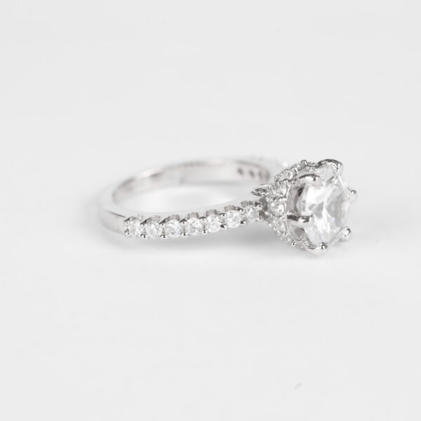 Centre Charm Solitaire - Image 2