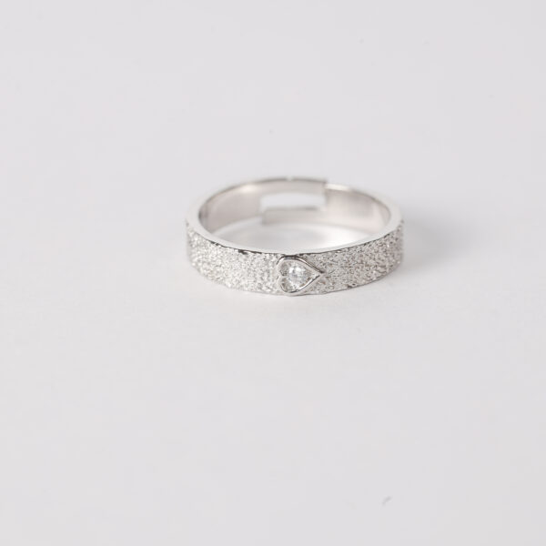 HEART BAND