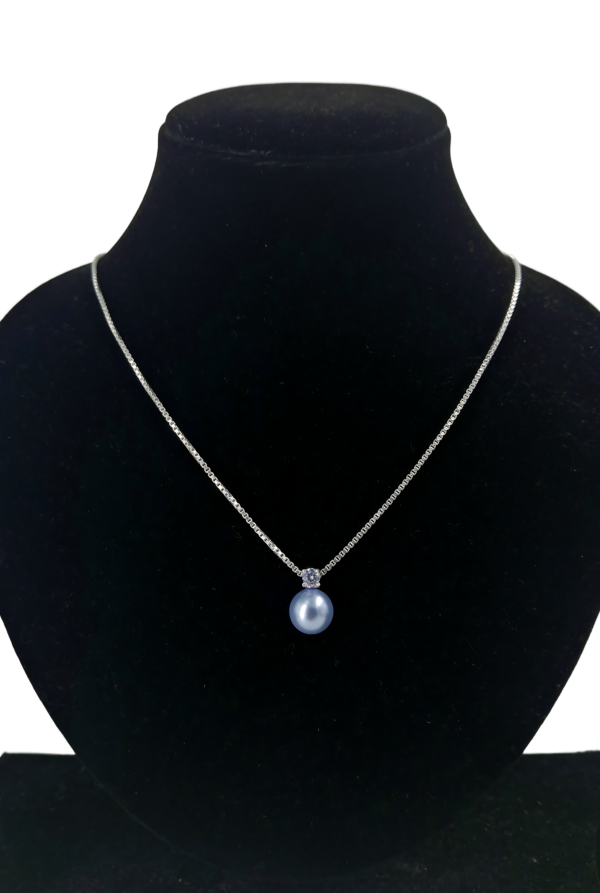 Celeste Pearl Necklace - Image 4